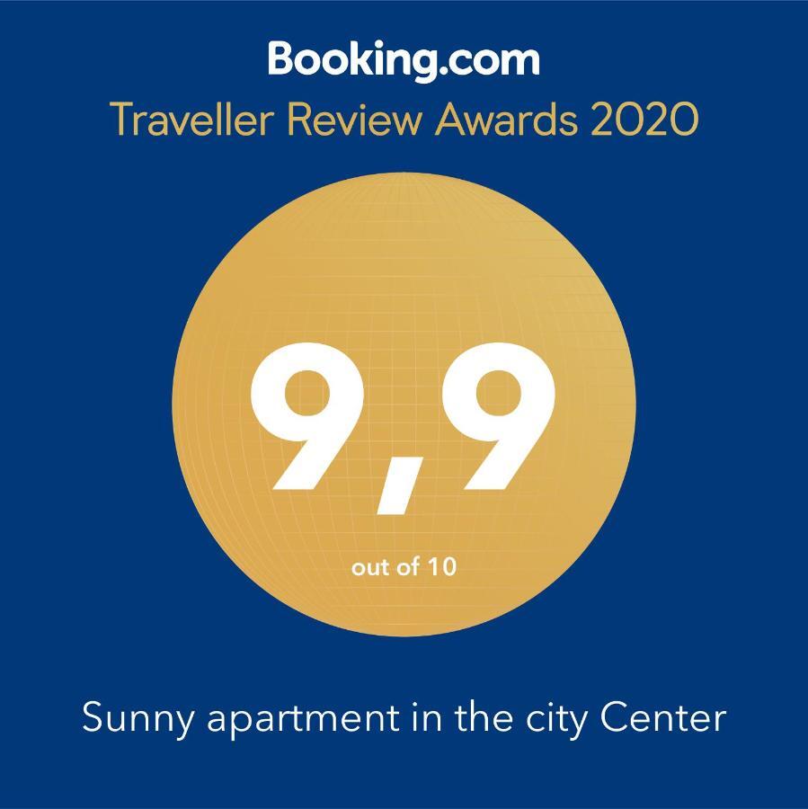 Sunny Apartment In The City Center Truskavec' Esterno foto